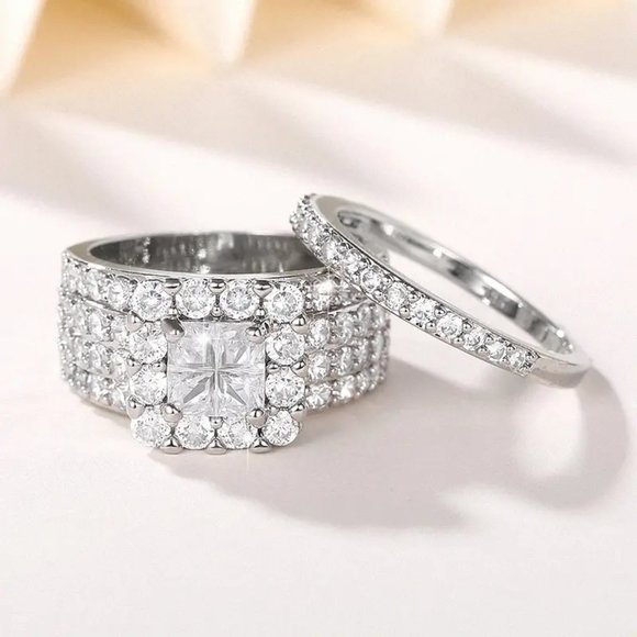 Brilliant Engagement Set Of Rings For Women Full Cubic Zirconia Luxury Proposal - Picture 7 of 8